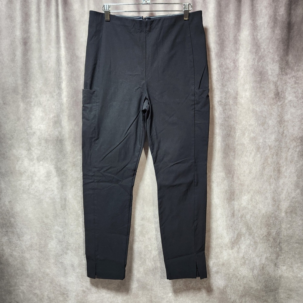 Athleta Womens Black High Rise Ankle Cargo Pants‎ Recycled Nylon Stretch Size 10